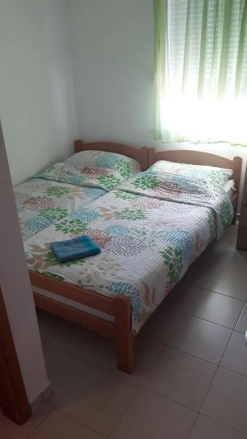 Apartments Residence By Porec Guest house